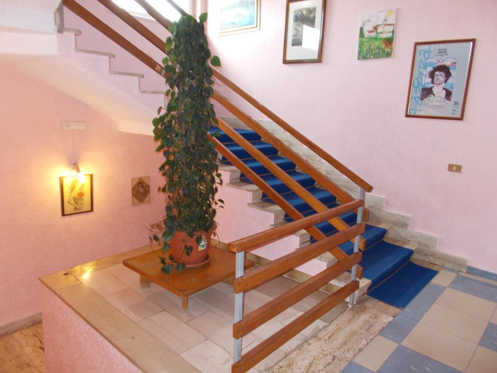 Hotel Maremonti Вико-дель-Гаргано Экстерьер фото